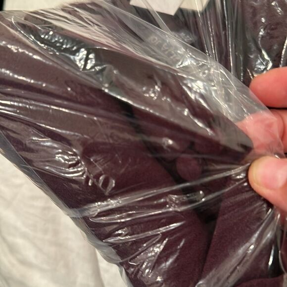 Julia Jordan Twist Halter Neck Jumpsuit - Picture 4 of 6